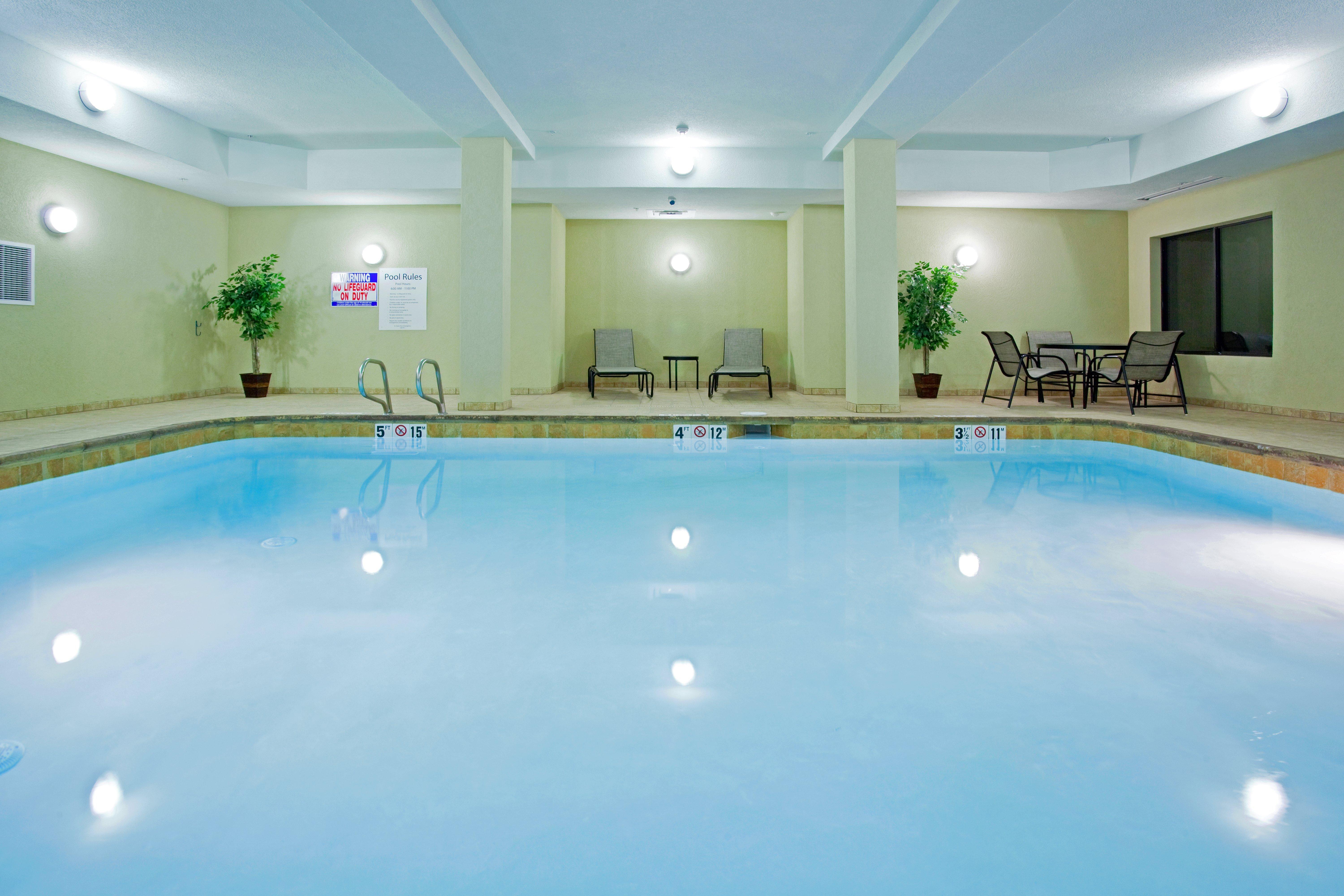 Holiday Inn Express And Suites Los Alamos Entrada Park By Ihg Екстер'єр фото