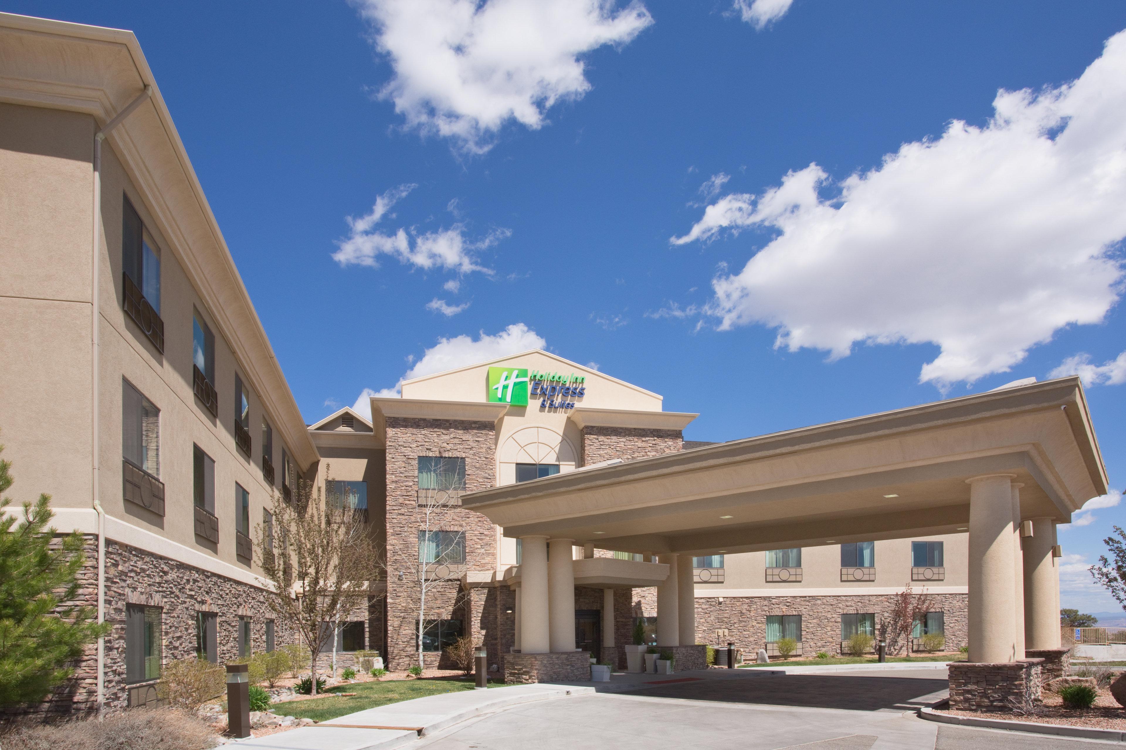 Holiday Inn Express And Suites Los Alamos Entrada Park By Ihg Екстер'єр фото