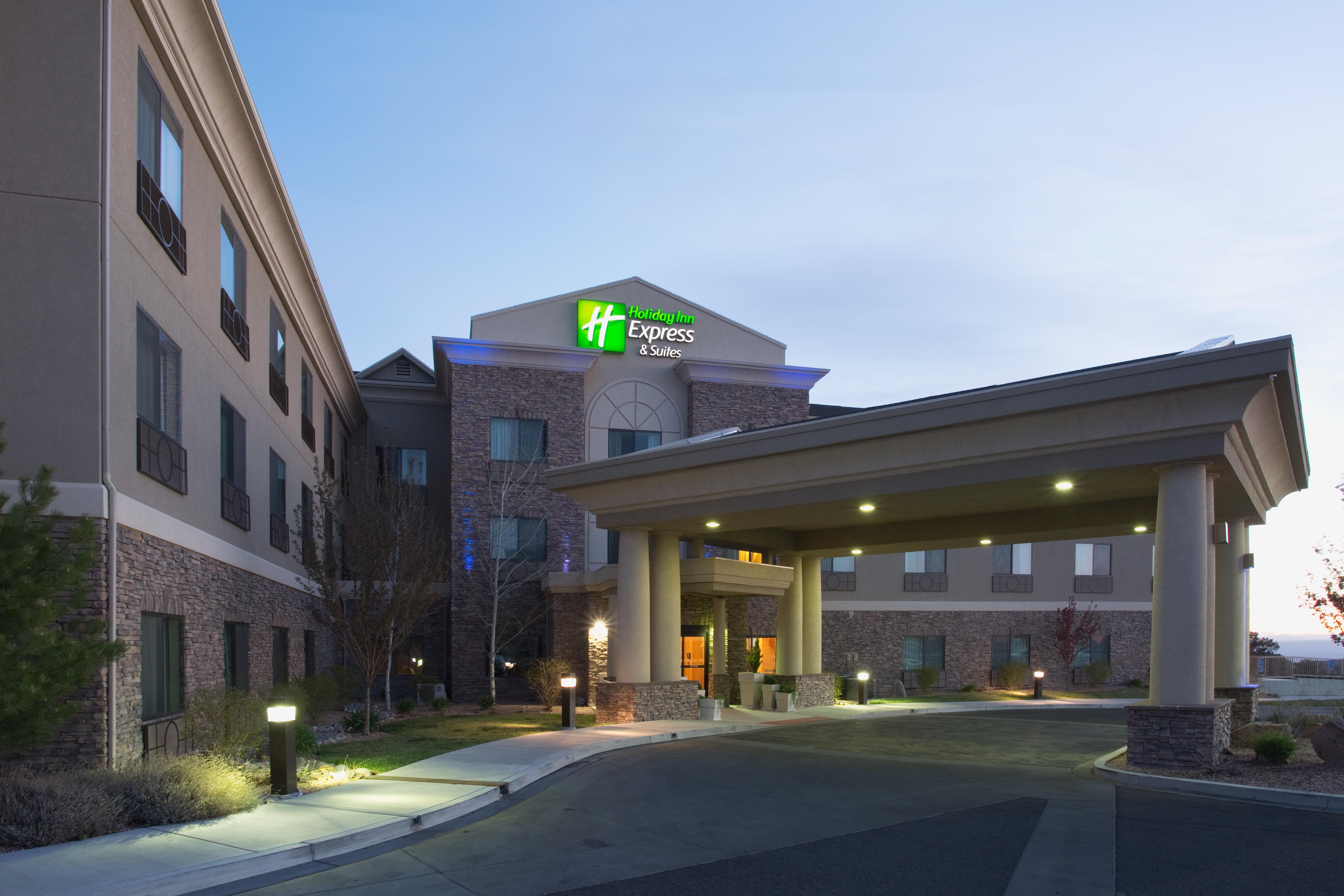 Holiday Inn Express And Suites Los Alamos Entrada Park By Ihg Екстер'єр фото
