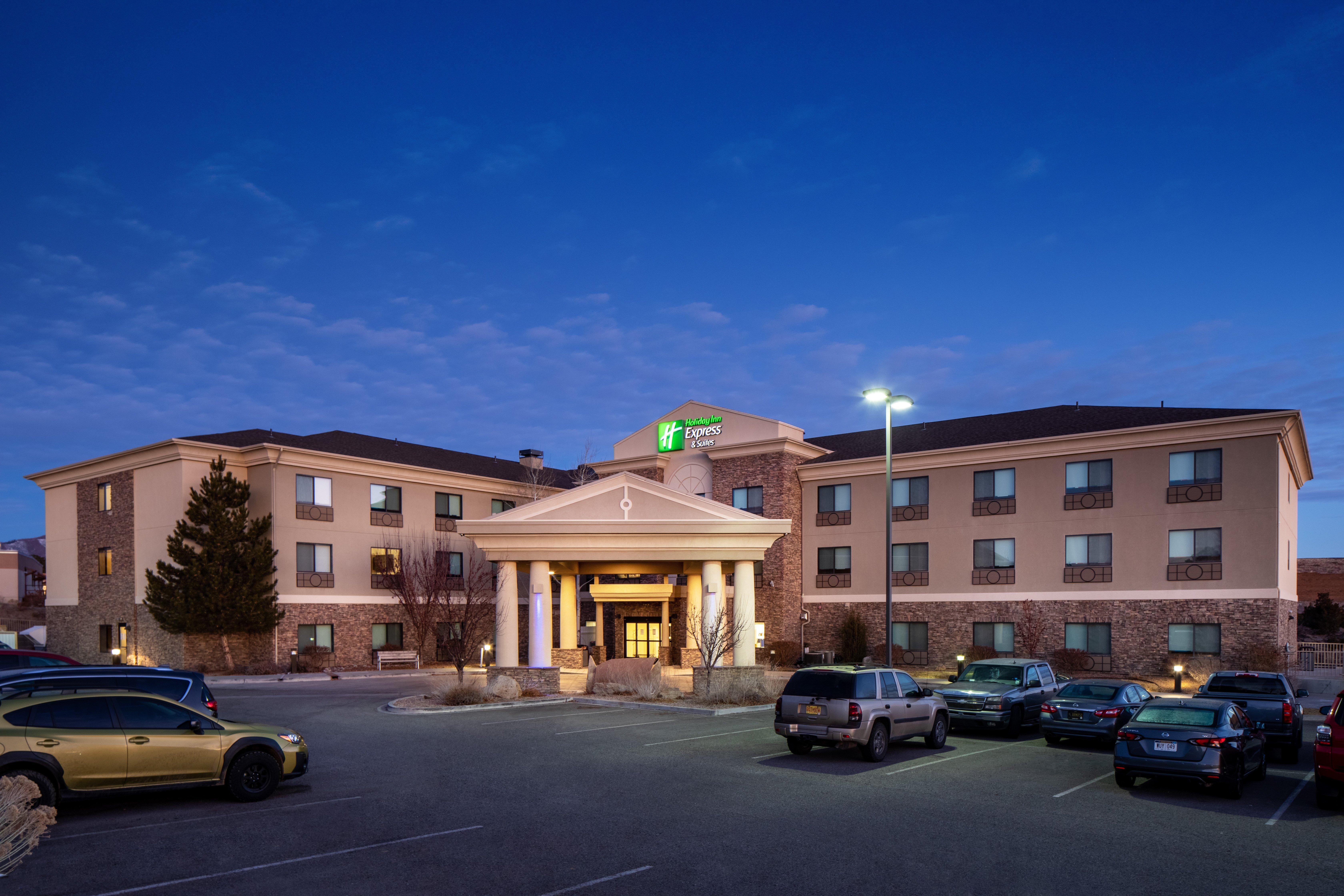 Holiday Inn Express And Suites Los Alamos Entrada Park By Ihg Екстер'єр фото